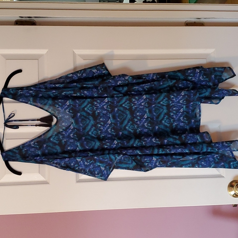 CONTOUR BY BEACH SCENE blue & green diamond cold shoulder swimsuit cover up,NWT.